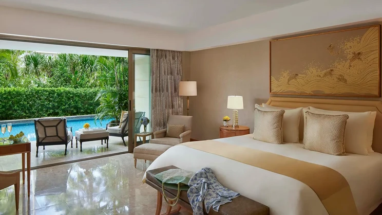 Signature Lagoon Room with lagoon pool 
